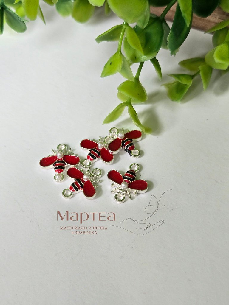 Свързващ елемент с форма на червена пчела