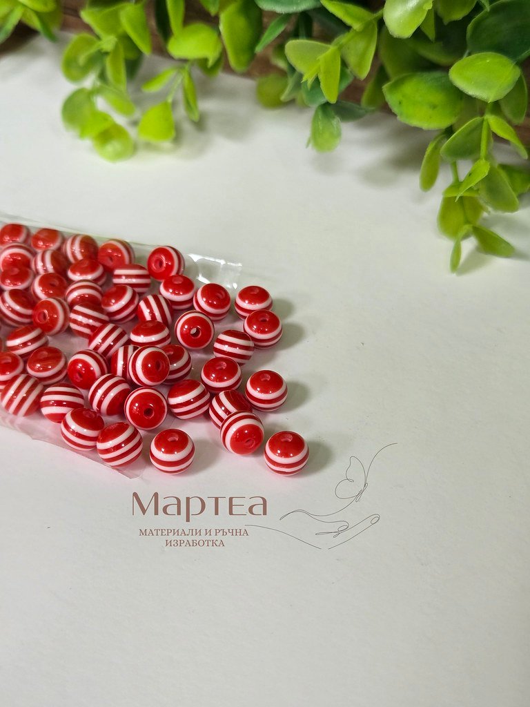 Мънисто червено с бяло райе