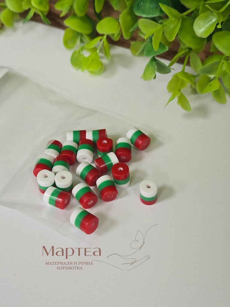 cylinder beads in white red and green