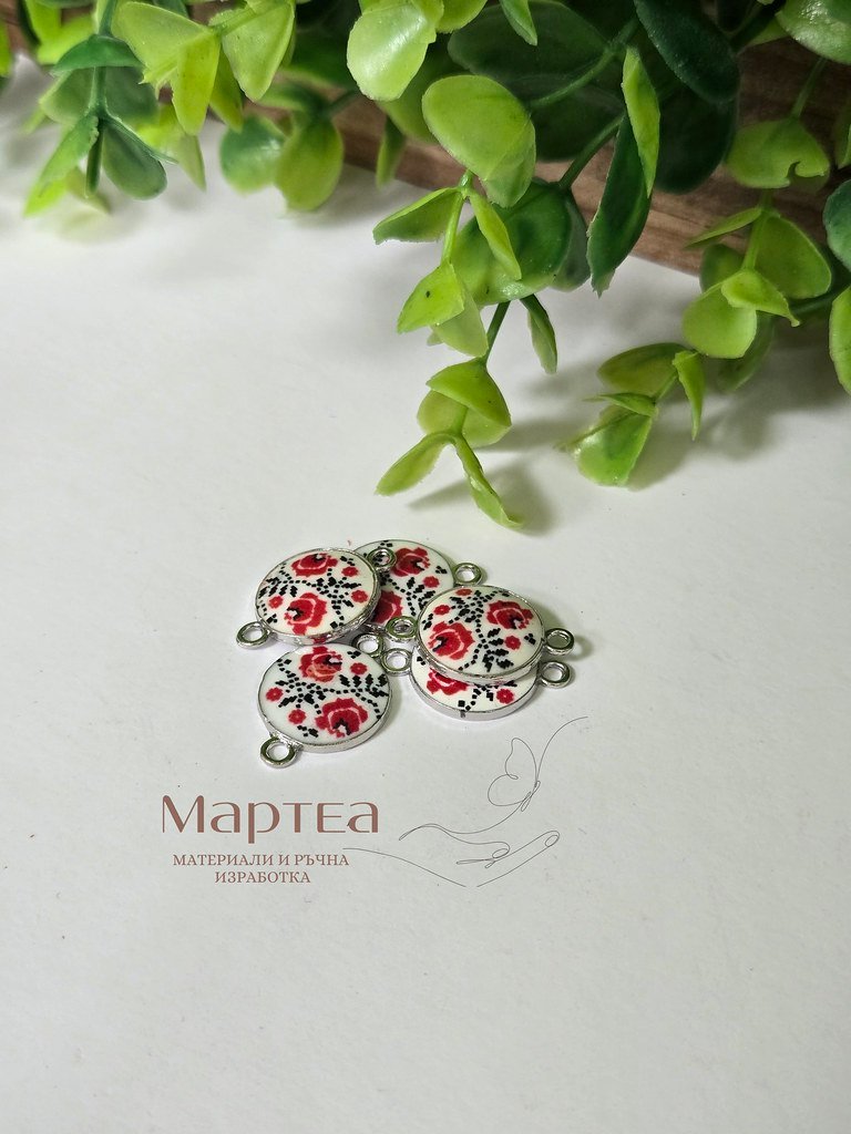 Свързващ елемент с рози шивици