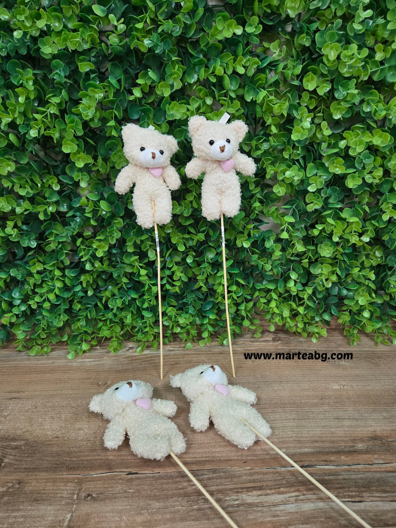 Мече със сърчице на клечка