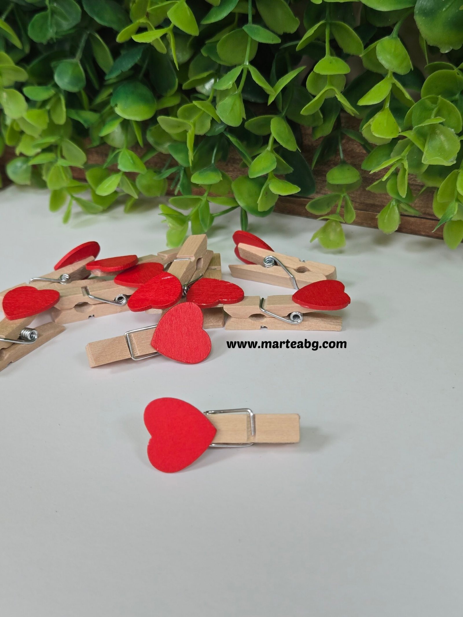 Дървени щипки + сърце - 10бр.